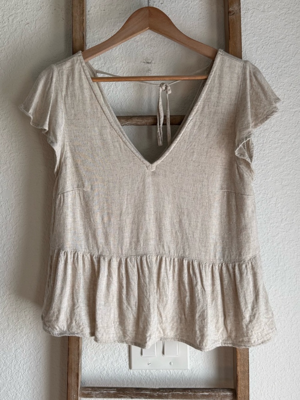 Abercrombie & Fitch Linen Oatmeal Flutter Sleeve Peplum Top Sz: Med